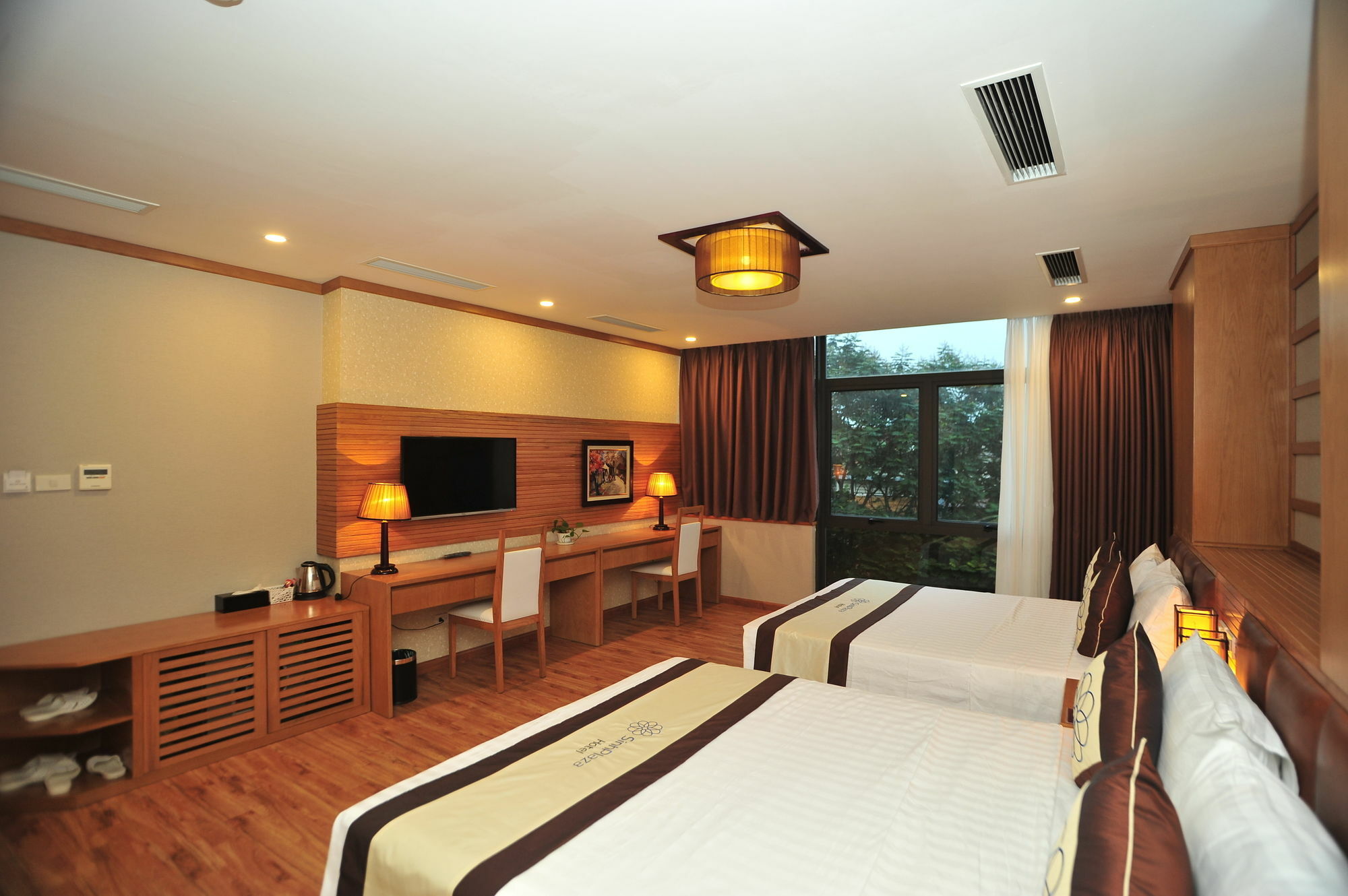 Sinh Plaza Hotel 3*
